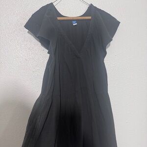 Women’s vneck dress
